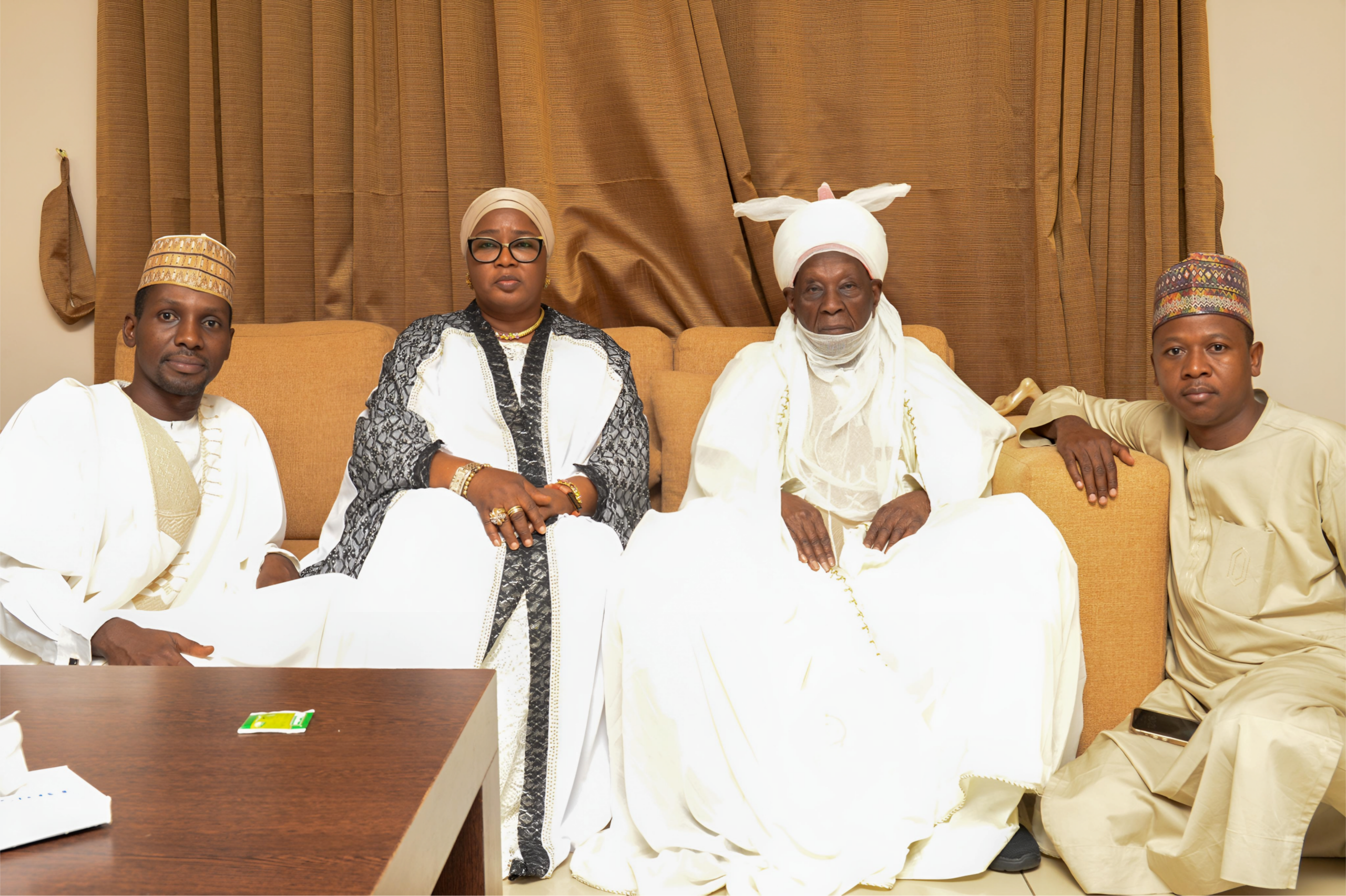 Picsart_25-05-31_22-53-17-336