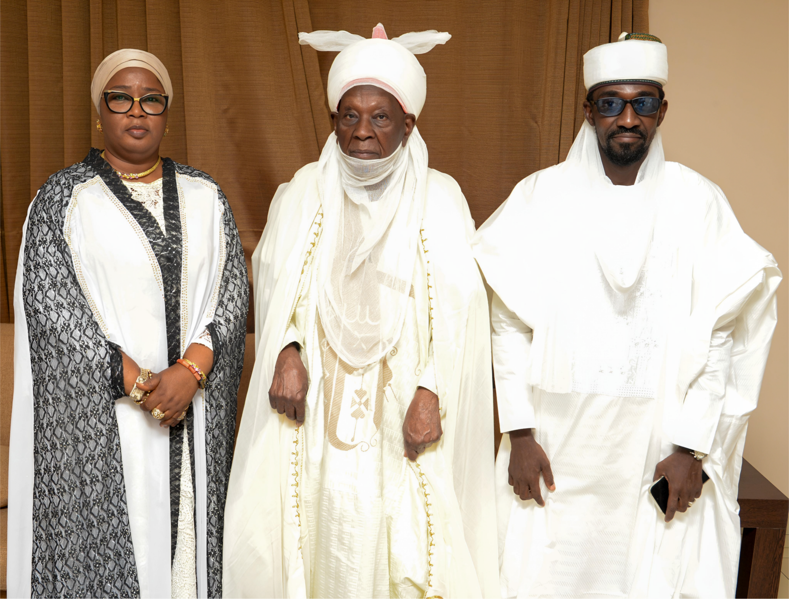 Picsart_25-05-31_23-09-48-711