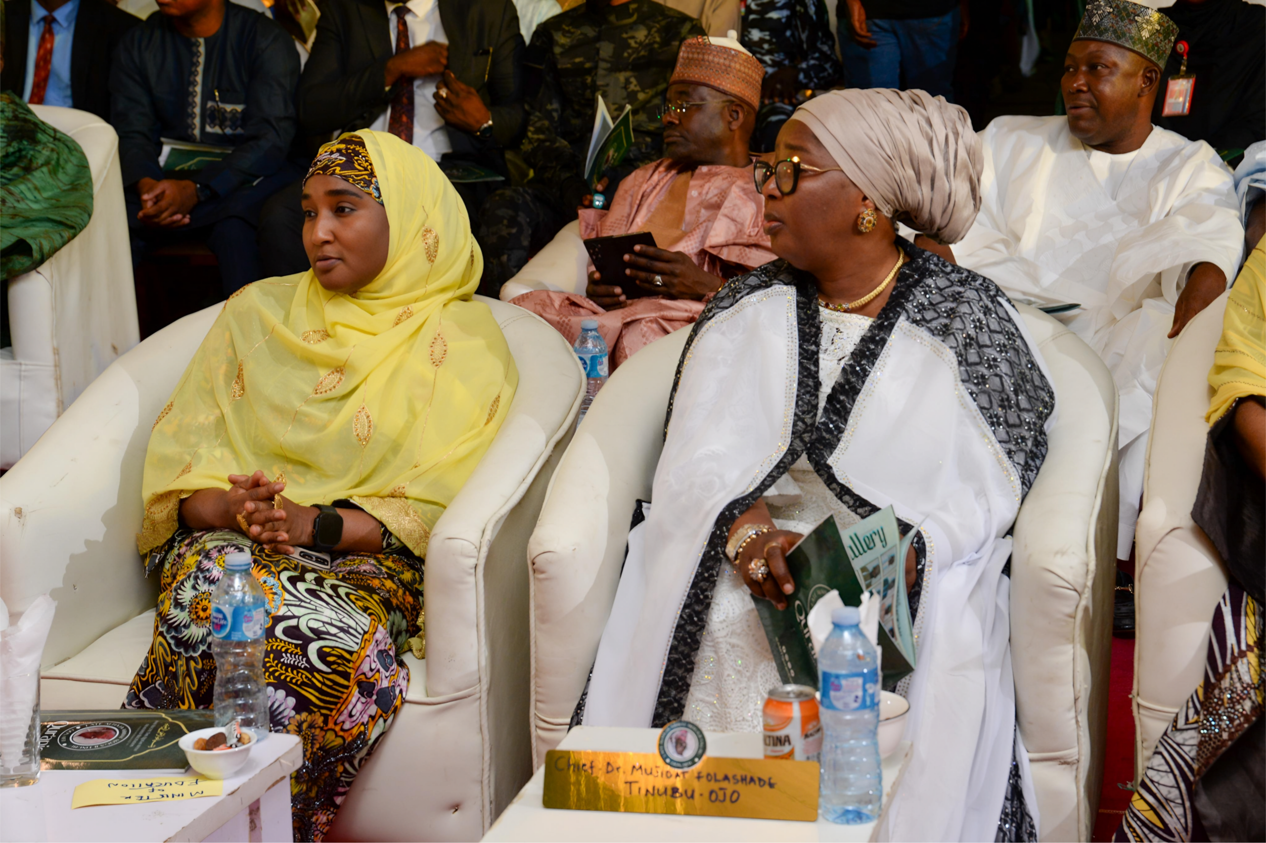 Picsart_25-05-31_23-14-40-787